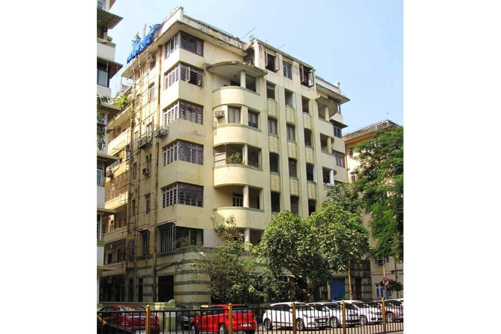 Figure 1: Green Fields, Oval Maidan